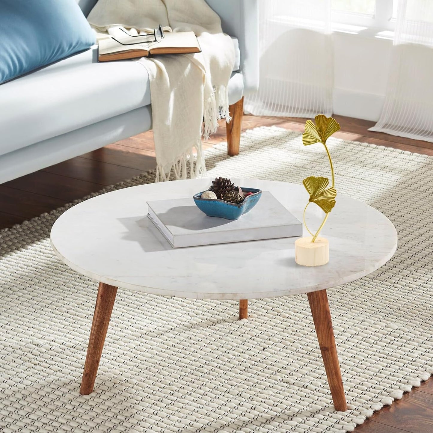 2Pcs Ginkgo Leaf Statue, Metal Leaves Gold Ornaments Sculptures, Gold Ginkgo Leaf Desktop Decoration Sculpture for Office, Bedroom, Bookshelf