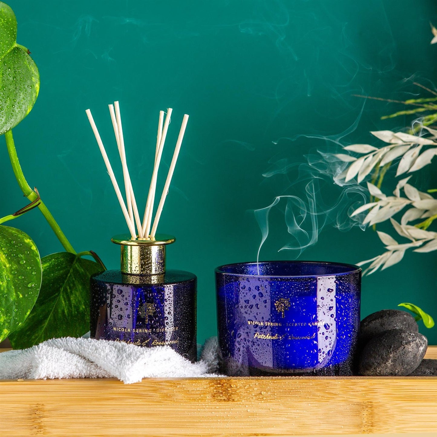 Classy Soy-Wax Scented Candle and Diffuser Set Gift 38 Hour Burn Time 350G Patchouli & Rosewood