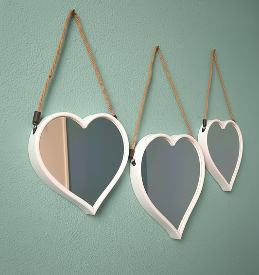 Set of Three Hanging Heart Decorative Wall Mirrors Boho Retro Shabby-Chic Wall Home